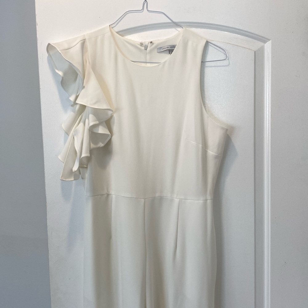 Julia Jordan like new white jumpsuit